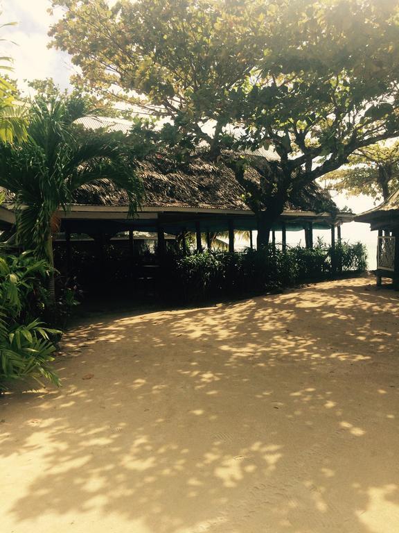 Vacations Beach Fale Manase Exterior foto