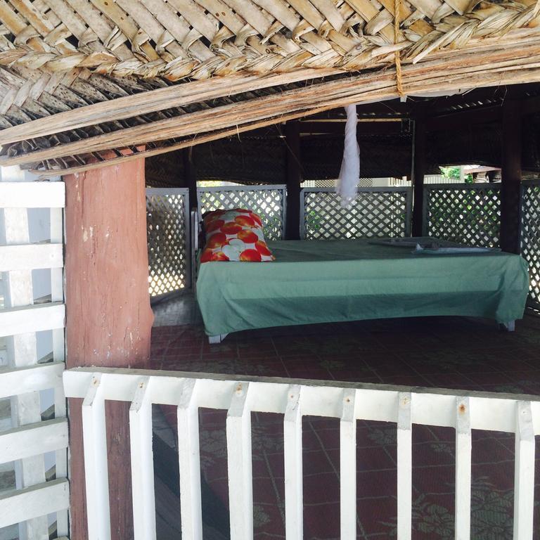 Vacations Beach Fale Manase Quarto foto