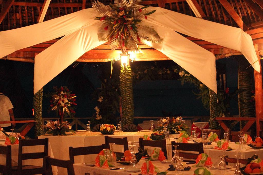 Vacations Beach Fale Manase Exterior foto