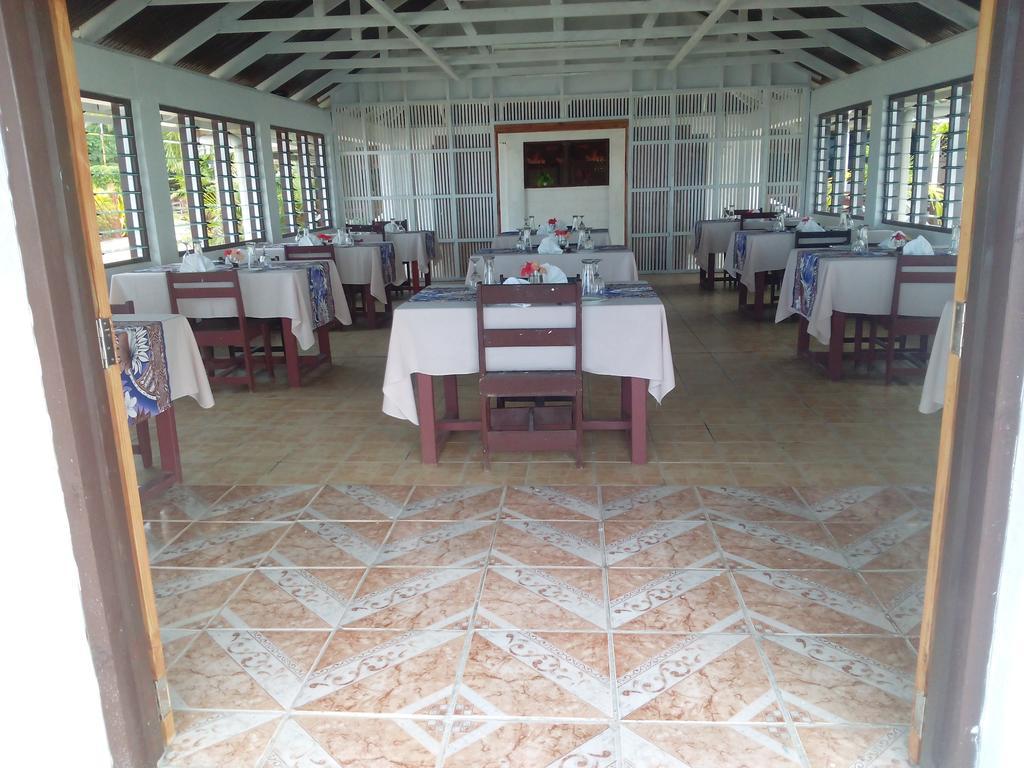 Vacations Beach Fale Manase Exterior foto
