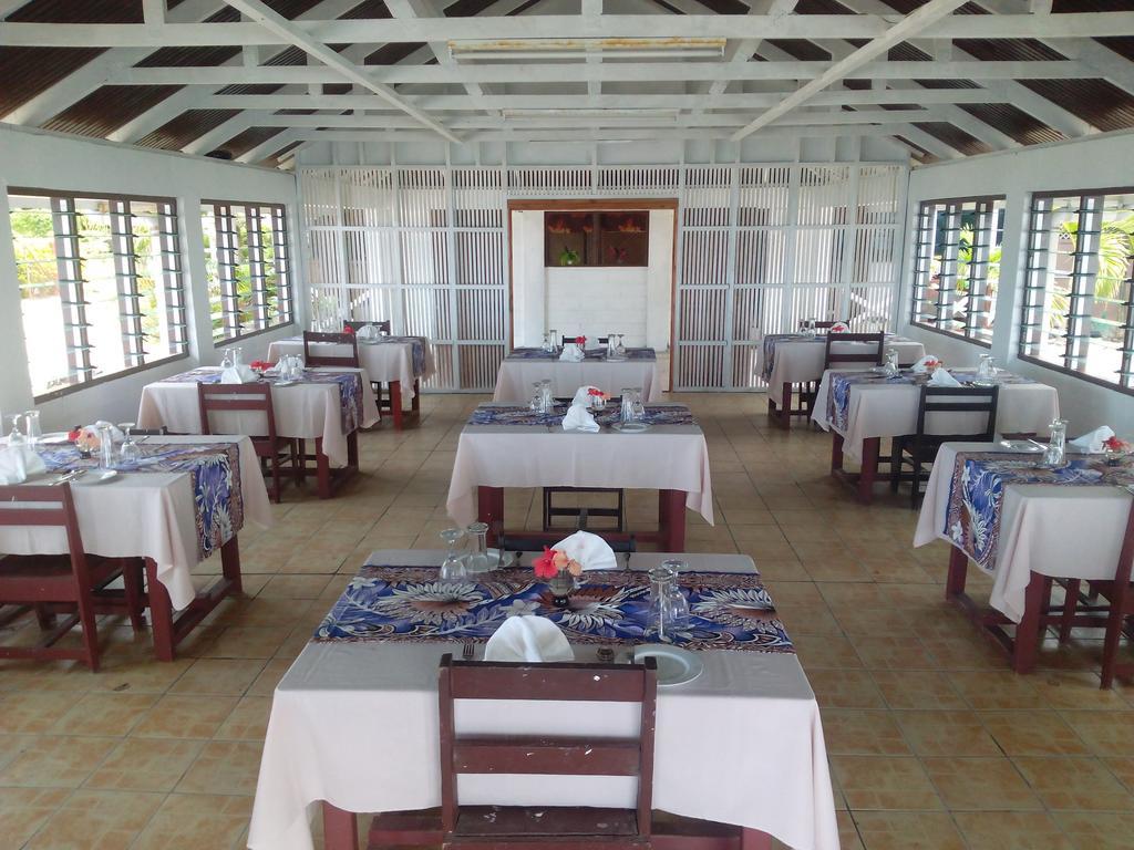 Vacations Beach Fale Manase Exterior foto