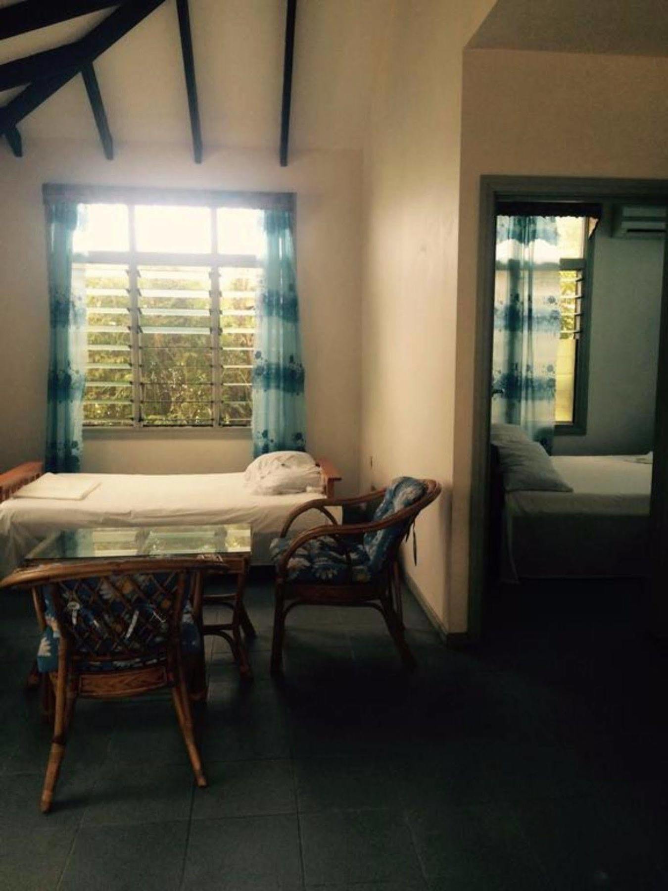Vacations Beach Fale Manase Exterior foto