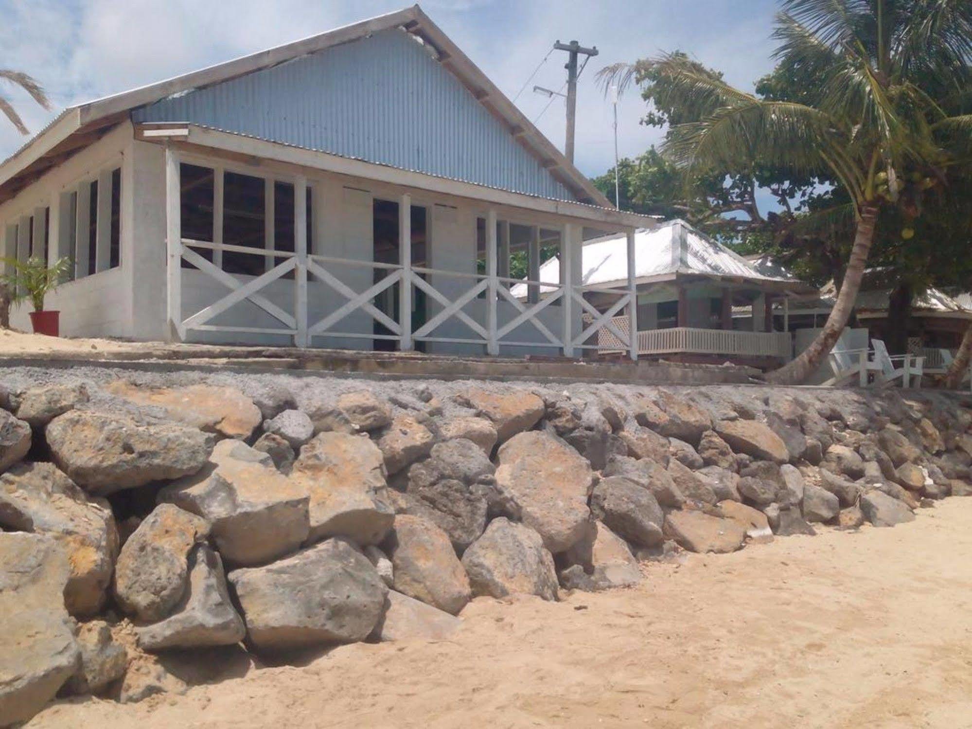 Vacations Beach Fale Manase Exterior foto